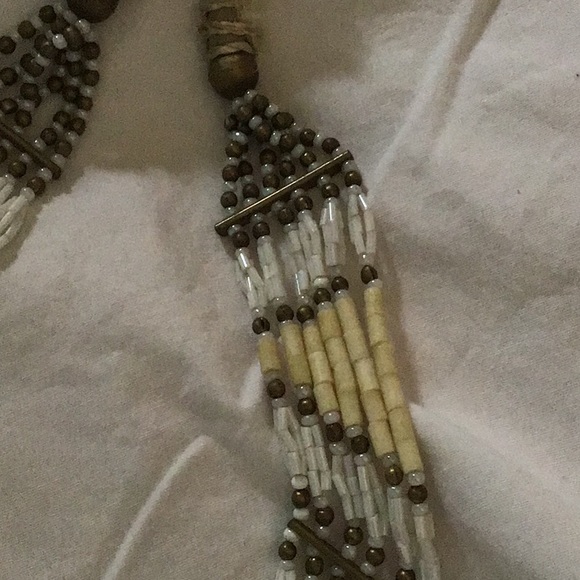 Beaded multi-strand necklace - Picture 3 of 3